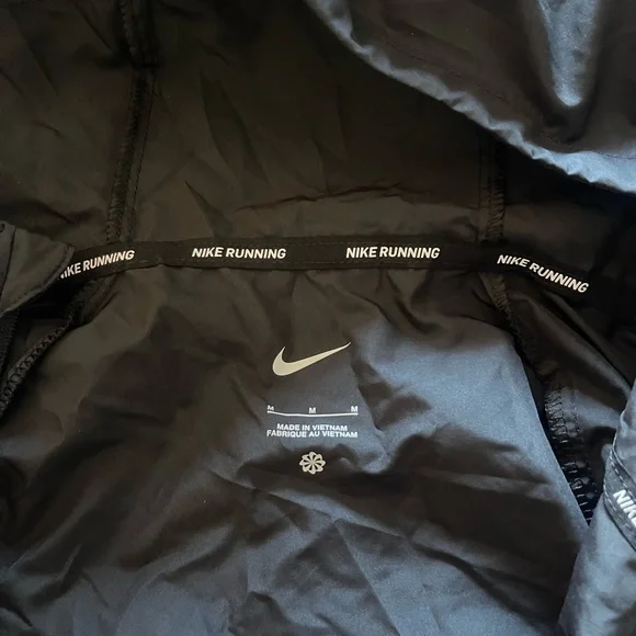 Premier league Nike miler jacket - Picture 5 of 5